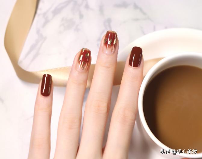 2分钟学会12种美甲再也不去美甲店,美甲贴做美甲教程初学者