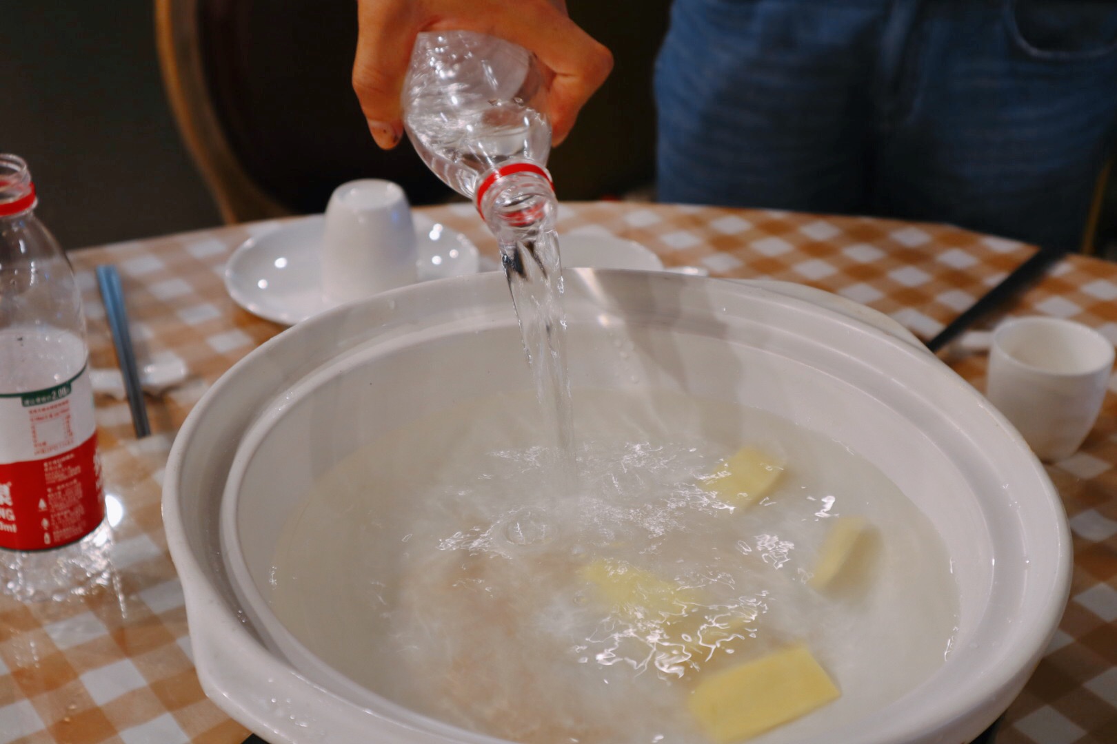 寻味武汉：坚持做传统粤菜27年不变，鸡有鸡味，鱼有鱼香