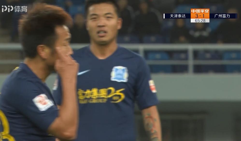 中超出现戏剧性一幕,中超名场面开场被罚下