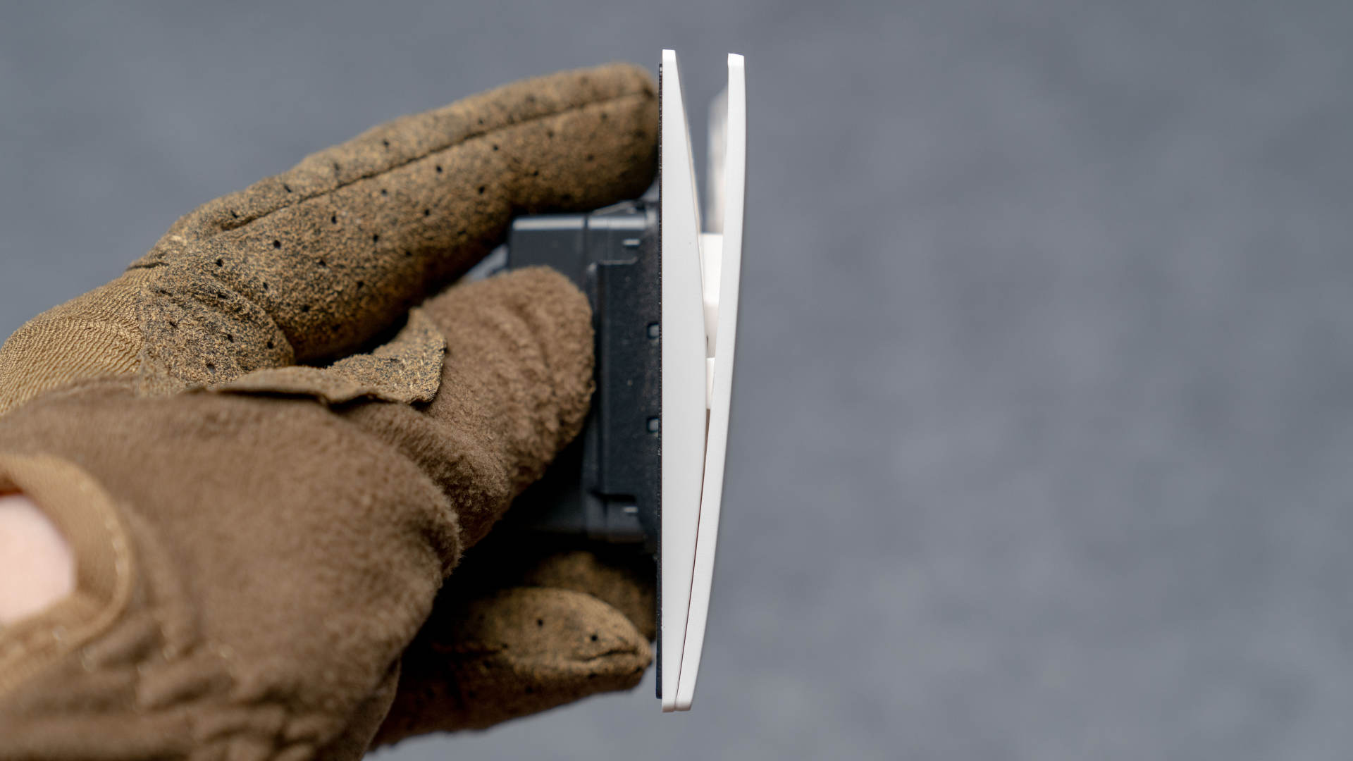 装修开关插座选择哪个品牌好,开关插座公认的哪个好