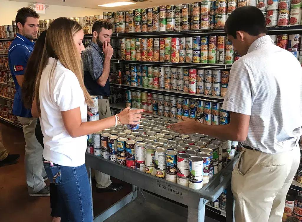 FBS分区中唯一由女总裁率领的美国南部大*联学**盟—ConferenceUSA