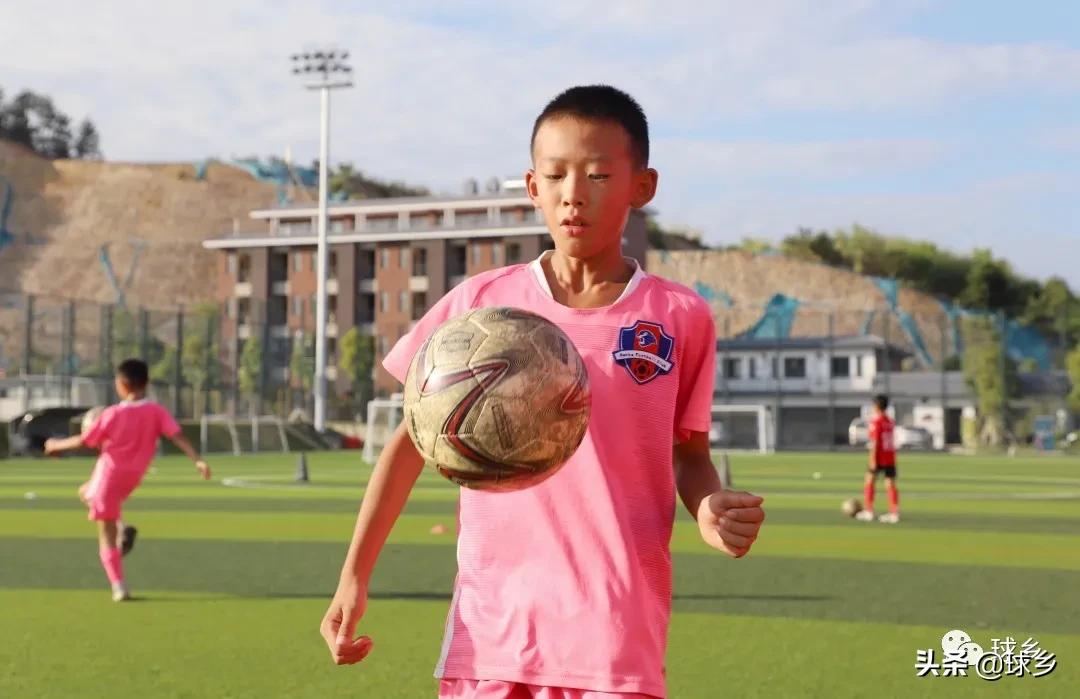 姊呭窞鎸煄闈掕鏈堣禌,鑱屼笟姊槦瓒崇悆闈掕