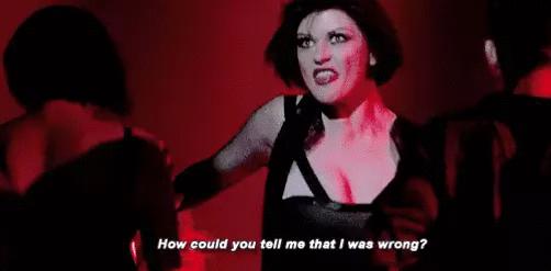 她被迫签下悔婚协议书,她迫于压力结婚当天签下离婚协议