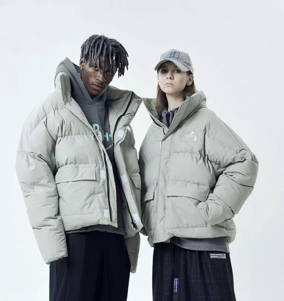 杨颖穿过的羽绒服品牌,杨颖穿的羽绒服