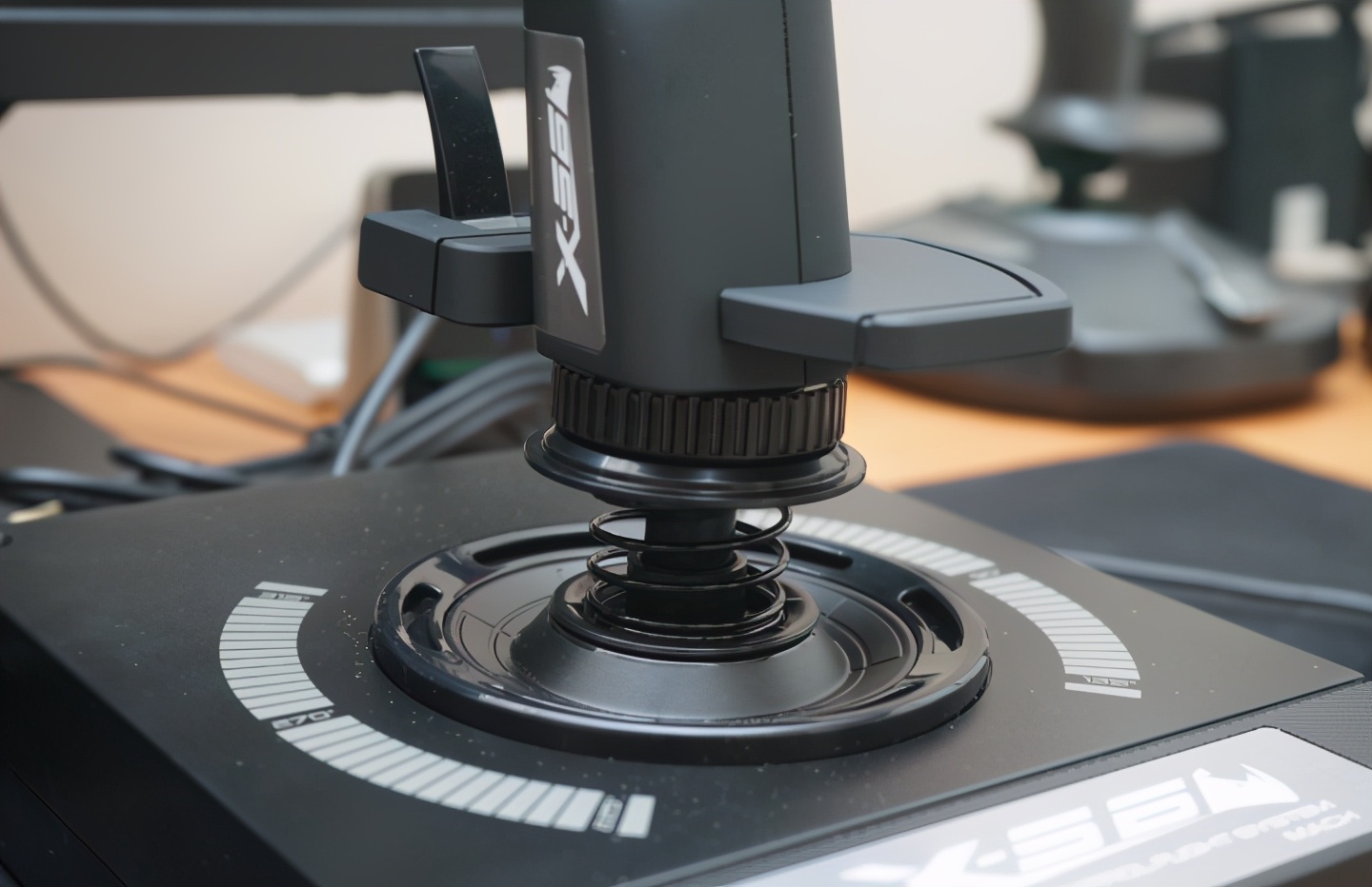 罗技x56飞行摇杆怎么用,罗技x56飞行摇杆