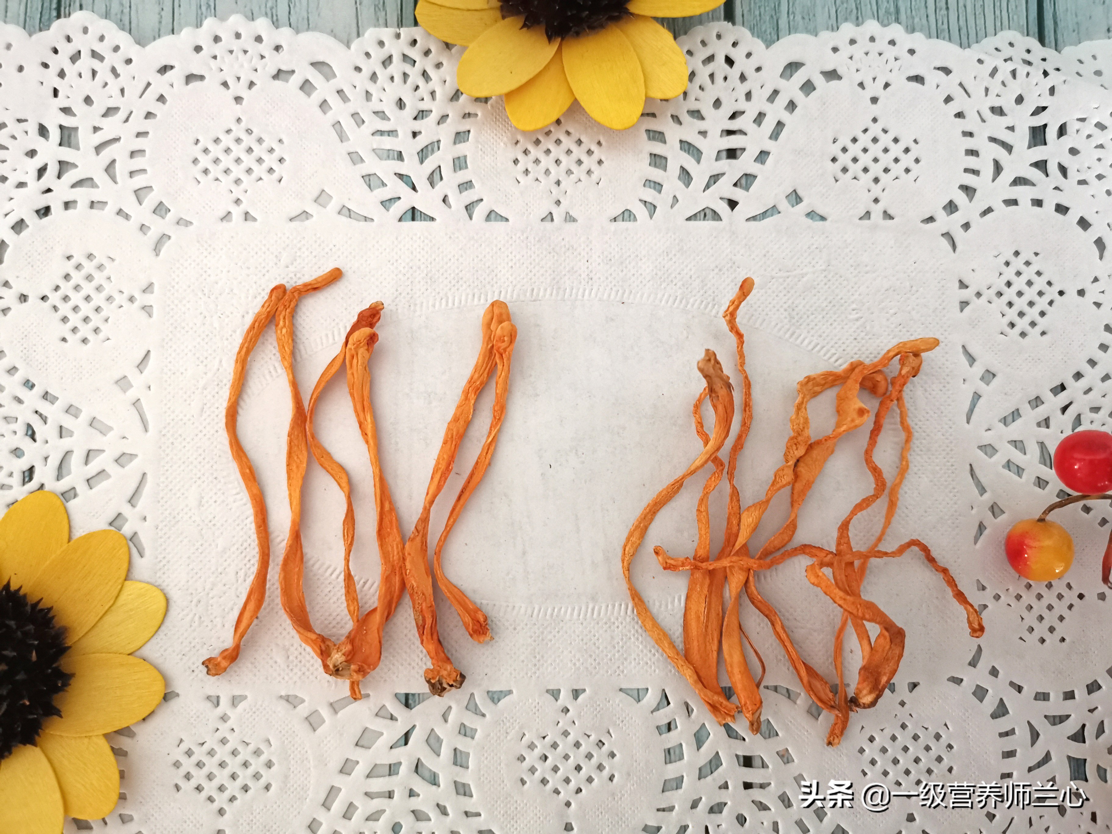 炖鸡汤鲜虫草花好还是干虫草花好,冬虫夏草和虫草花一起炖汤可以吗