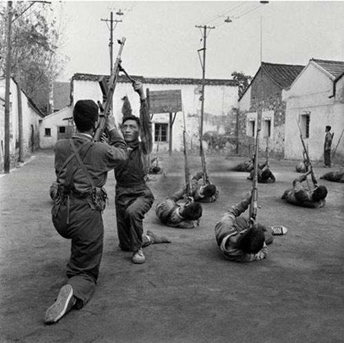 如何用枪打直升飞机,如何用枪打无人机