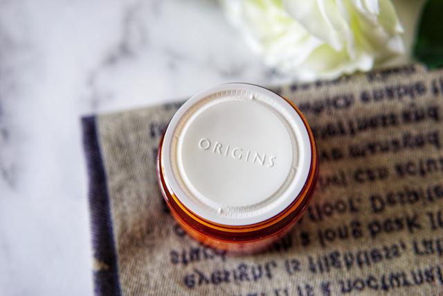 油皮夏季适合用什么面霜 (夏季好用不油的面霜推荐)