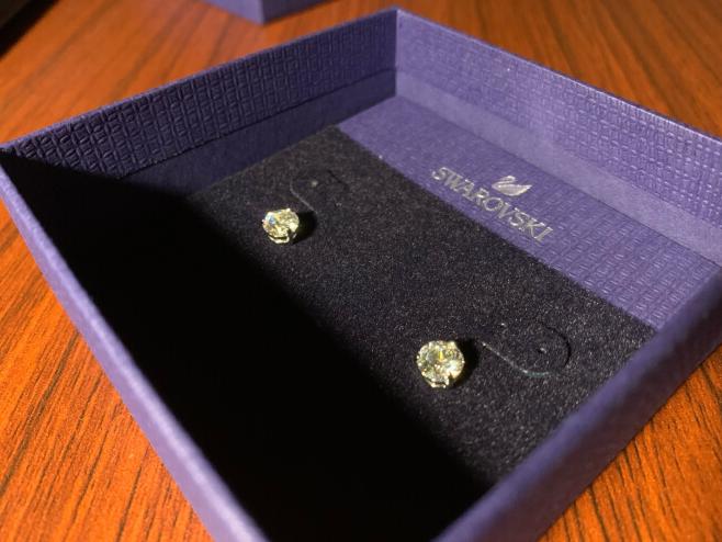 施华洛世奇渐变珍珠耳环,施华洛世奇翠绿新芽耳钉