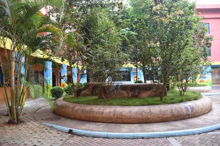 继往开来，绚丽“出彩”一一八桂绿城小学2018年工作汇报