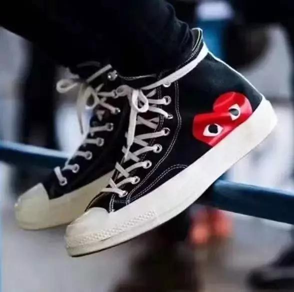 权志龙小雏菊反系鞋带绑法教学,权志龙反着系鞋带