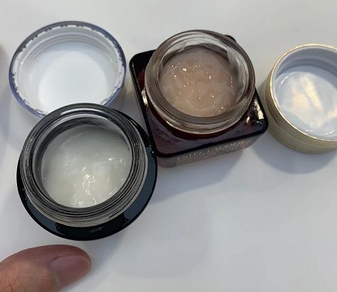 雅诗兰黛和兰蔻哪个好区别在哪,雅诗兰黛和兰蔻哪个牌子更好