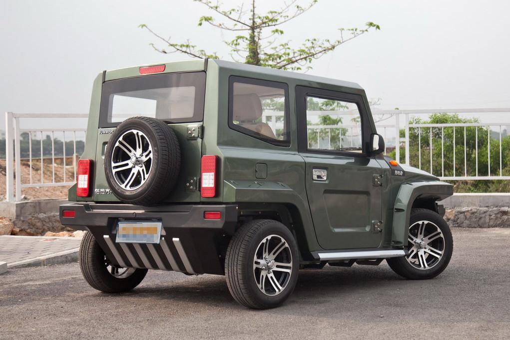 悍马h1军用版泥地涉水越野,悍马涉水能力最强的车多少钱