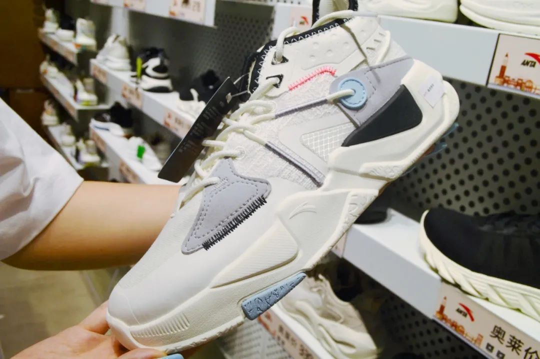 买护肤品送口红,买护肤品送化妆品