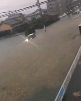 最强台风冲向日本,最强风王台风海南