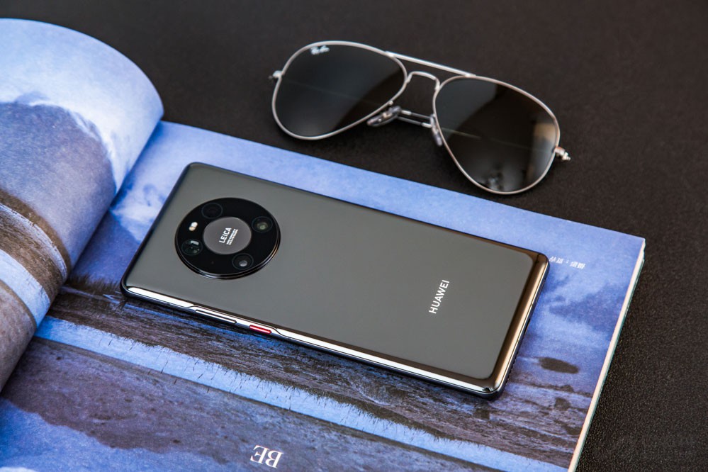 穷人买小米好还是华为好,普通人买华为还是买小米合适