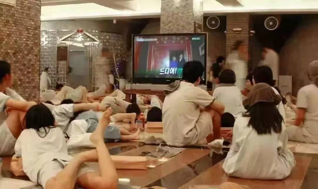 滑完雪再泡个温泉别提多美了,安阳泡温泉附近哪里好玩又便宜