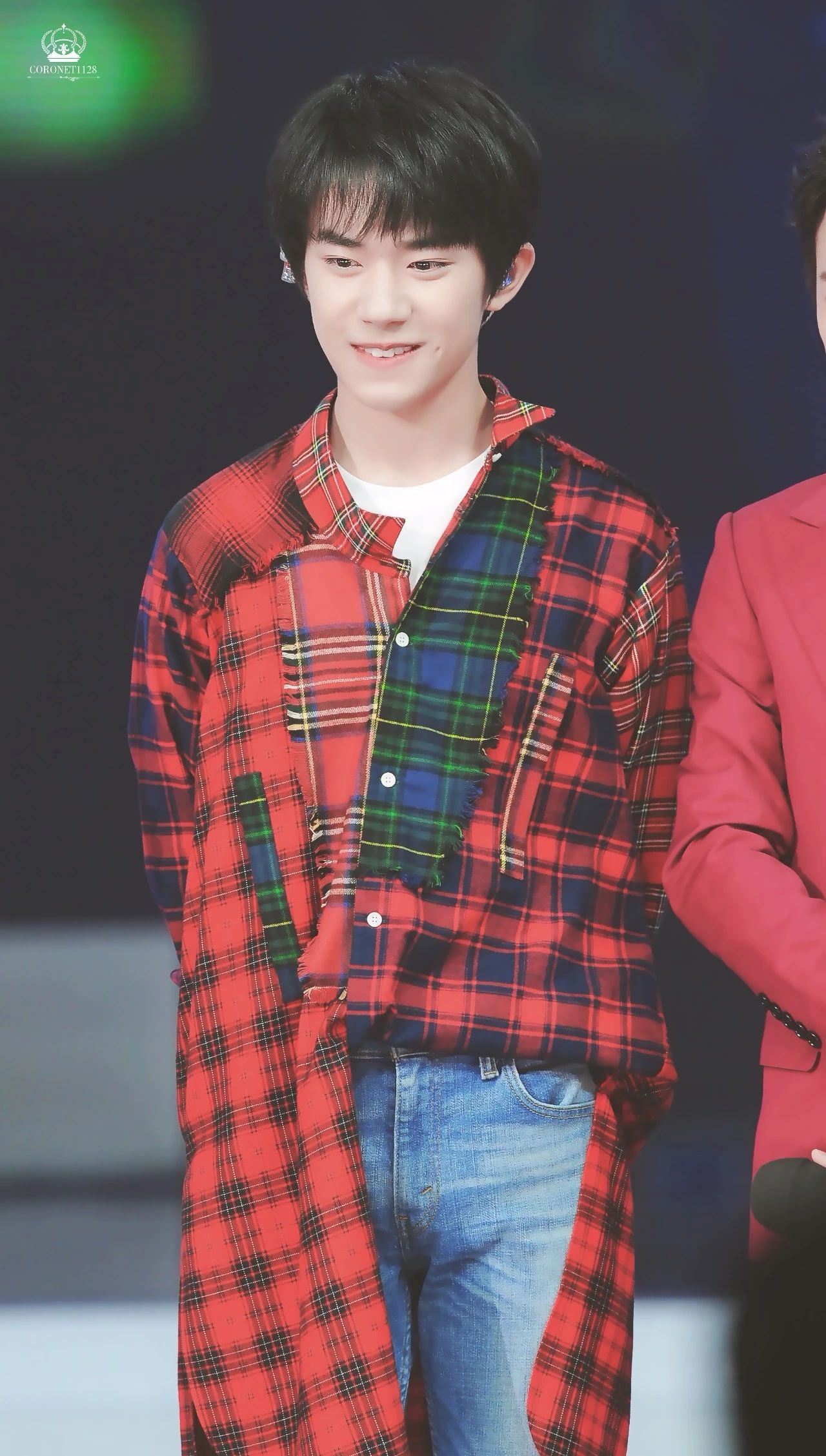 小心机简约设计风格,设计感小心机不规则假两件