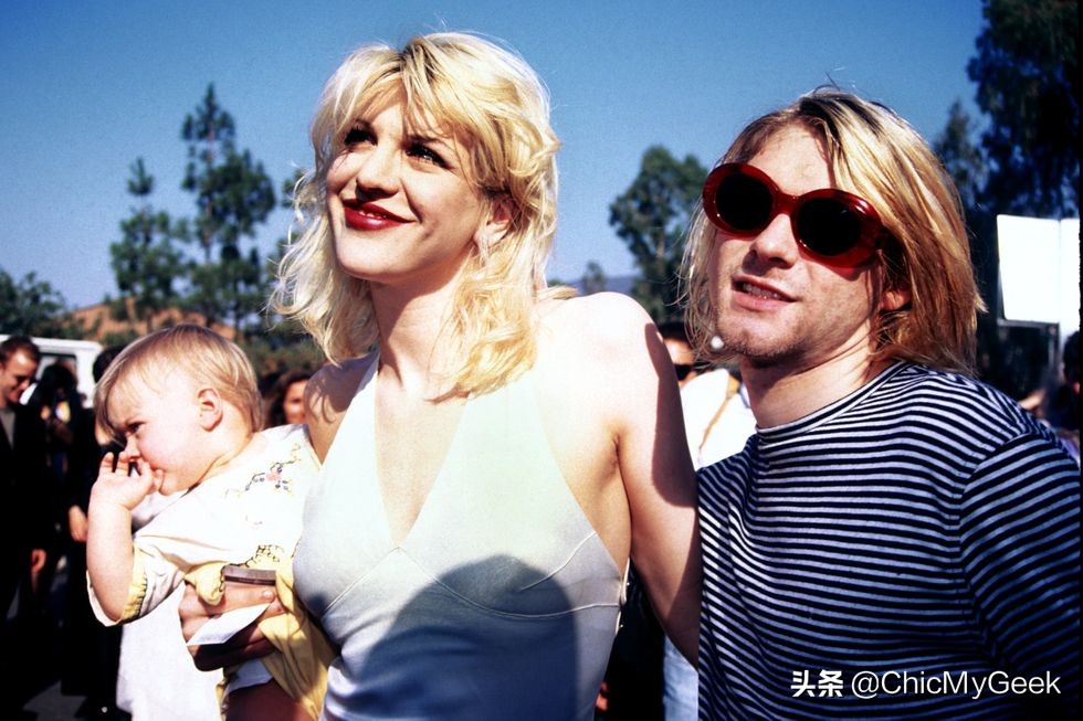 枪响下结束的摇滚传奇科特·柯本!成名后仍穿破袜子,抽便宜烟