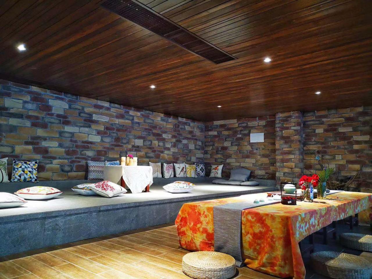 清凉寨丨“枫”景尚好,年会火热预定中!