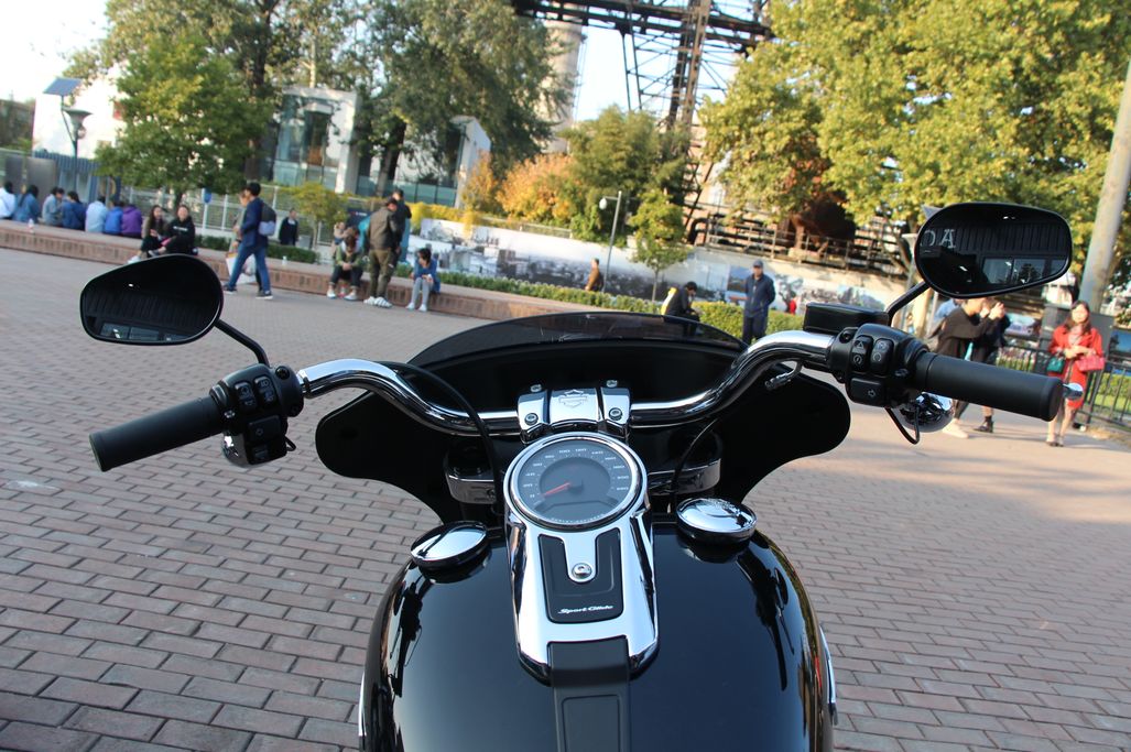 拥有一台摩托车的感受,哈雷有什么特别的