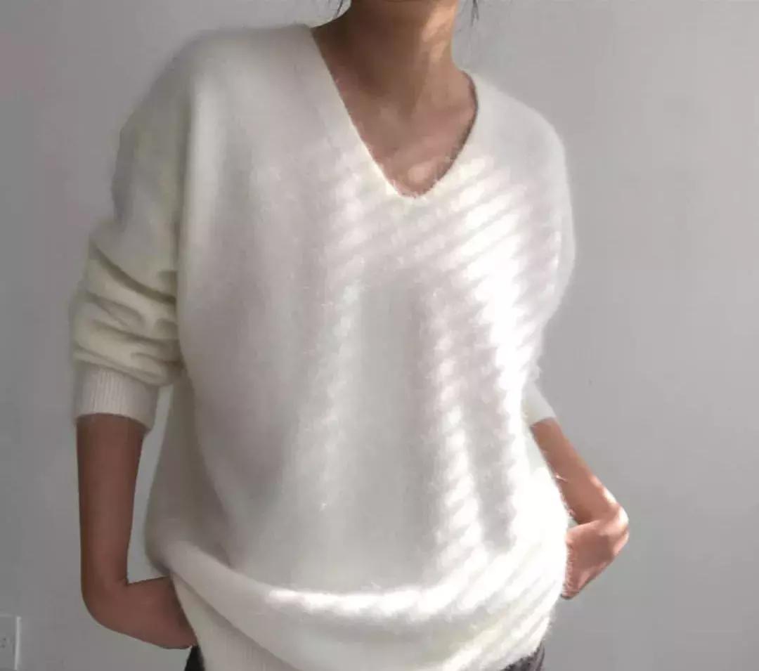 冬季爆款洋气羊绒围巾,这款新潮羊绒围巾温暖又漂亮