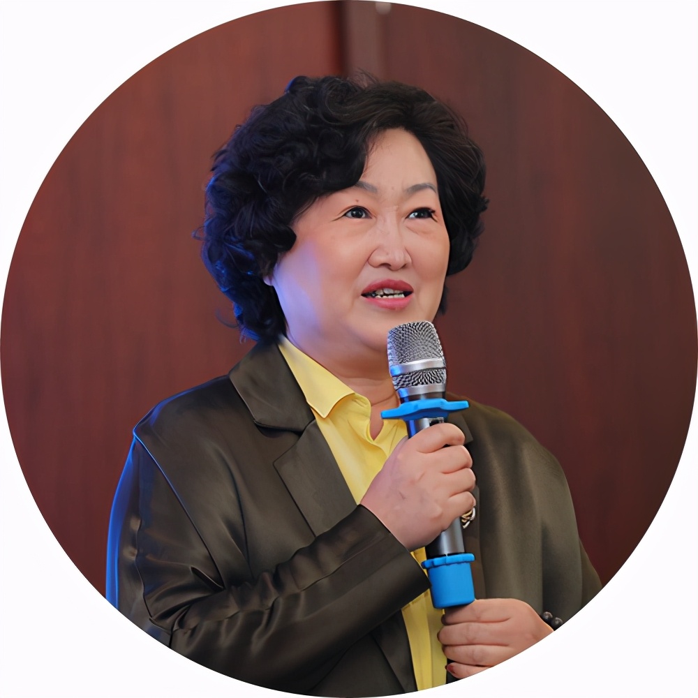 深商半月谈|王佑贵、田地的深圳情怀,续写春天的故事