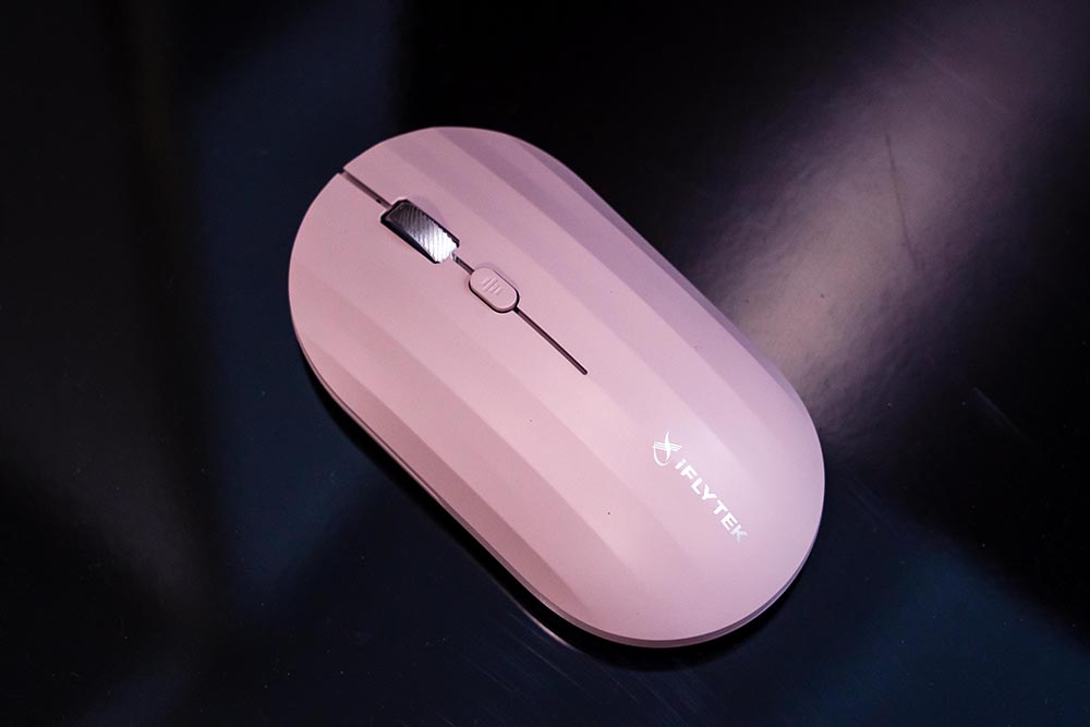 小米小爱鼠标和科大讯飞鼠标,科大讯飞鼠标和罗技鼠标对比