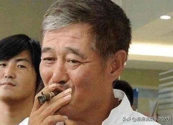 身价上亿的明星抽啥烟张嘉译,身价上亿的明星抽什么牌子的烟