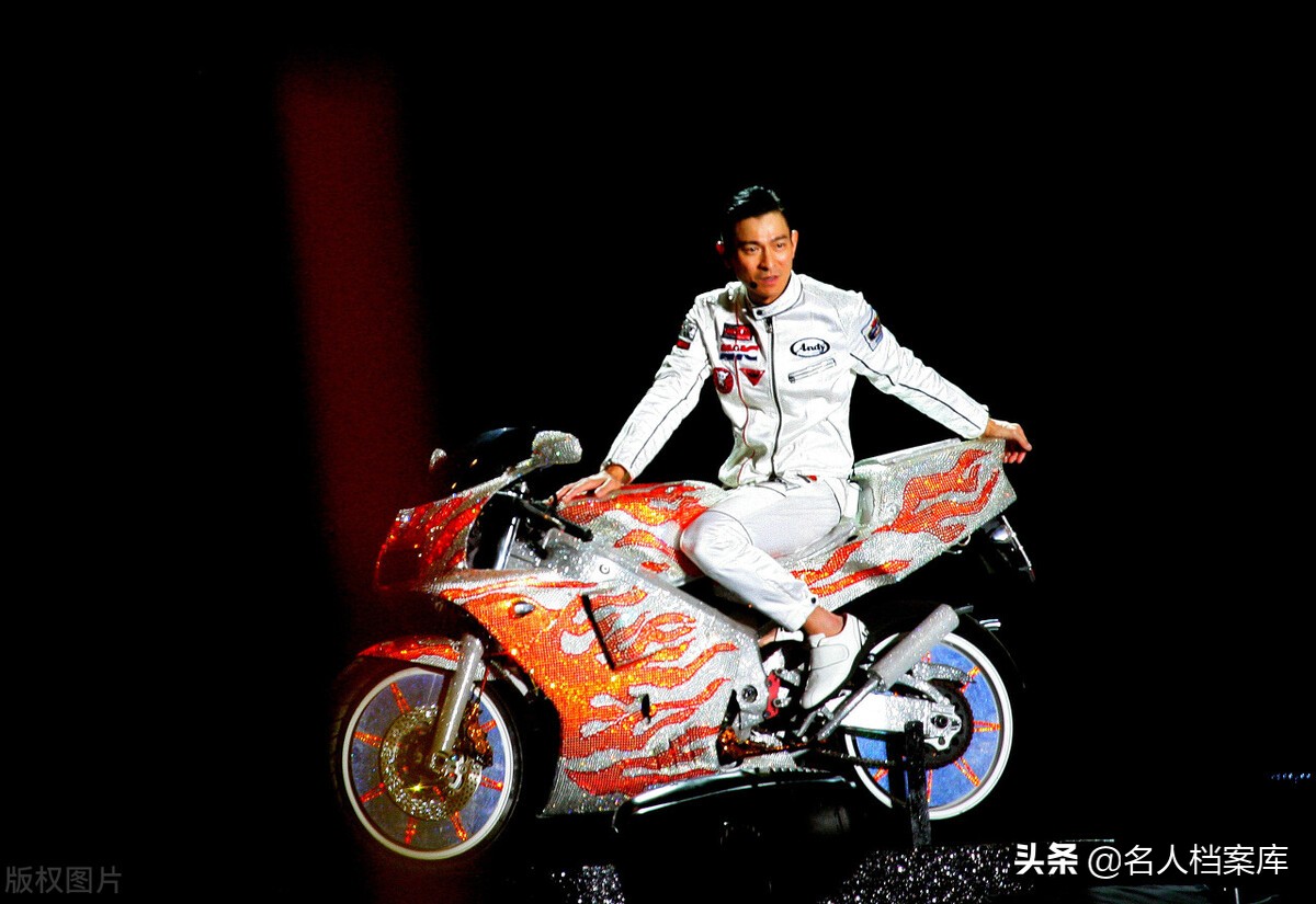 四大天王刘德华混的最好吗,四大天王为什么刘德华最火