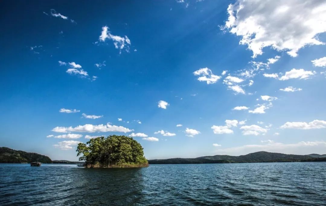 探寻高原深闺领略川西风情,探寻这些美不胜收的景点