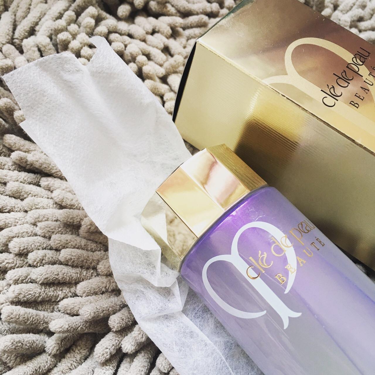 cpb水磨精华搭配黛珂,黛珂水乳和兰蔻粉水哪个好用