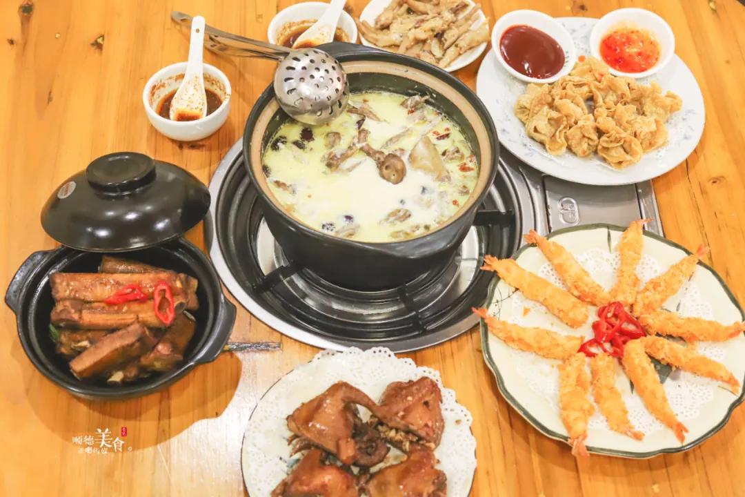 10张桌子的餐饮店,10张桌子串串店