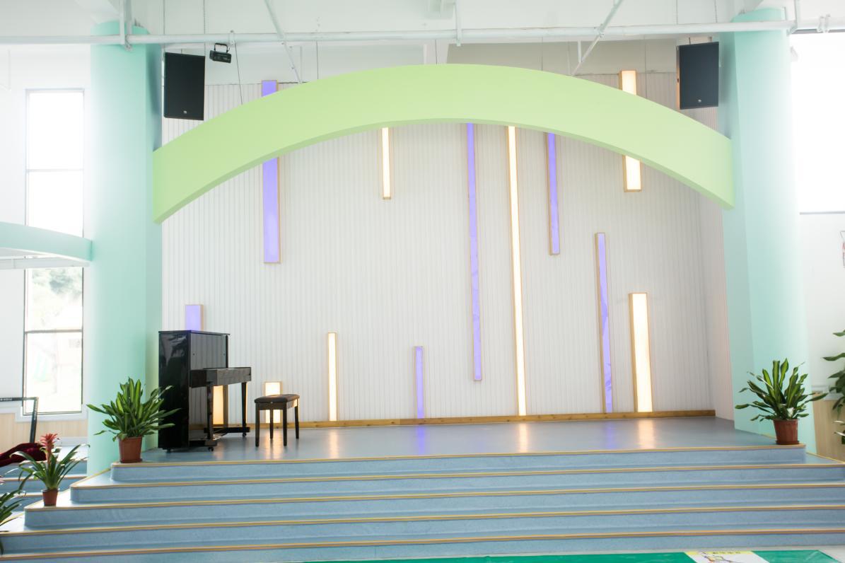 石狮市漫童大地幼儿园,石狮市南环路漫童大地幼儿园收费