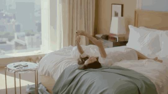 洗碗台有缝隙,发黑又发霉?装修师傅教你一招,5秒消灭霉菌污垢