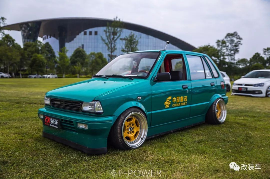 哪年的马自达323有尾翼,马自达323贯穿式尾灯是哪一款