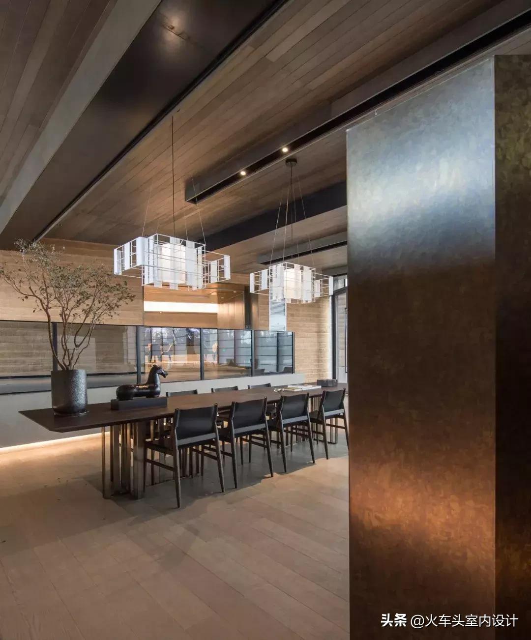 仿古夯土墙效果图大全,现代夯土墙建造的别墅