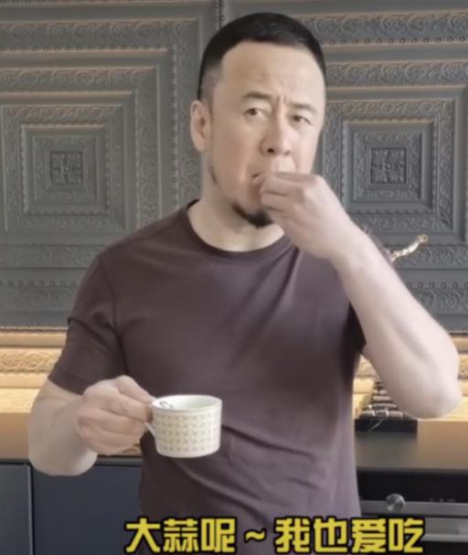 六道变六盗？网友扒出《惊雷》歌词出自某网文小说，伴奏被指侵权