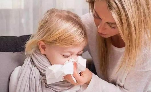 堵住一个鼻孔把鼻涕吹出来,为什么要堵住一个鼻孔擤鼻涕