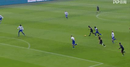 无人防守踢门柱,伊布二次回米兰表现