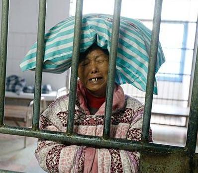 治疗精神病工具发展史,正常人都不敢看的精神病治疗史