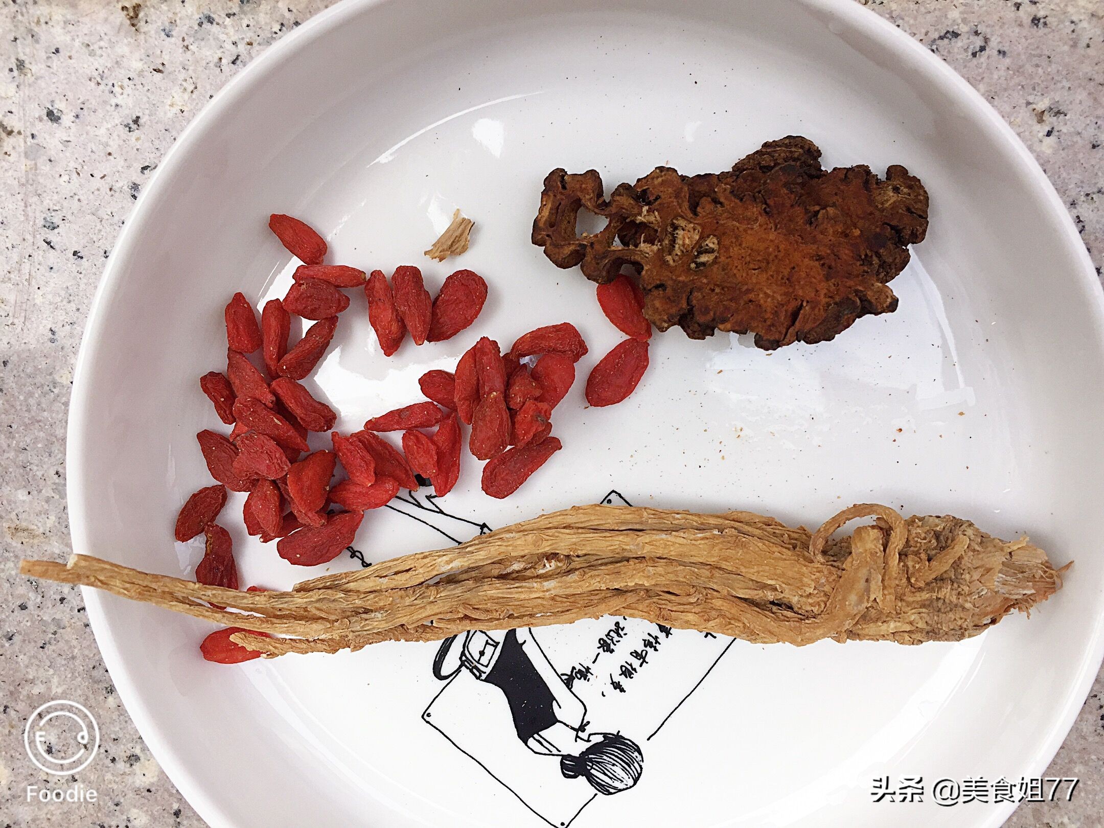 什么炖老鸭汤好喝,冬日滋补老鸭汤