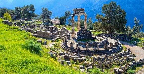 德尔菲神庙苏格拉底的神谕,德尔菲神庙神谕原文