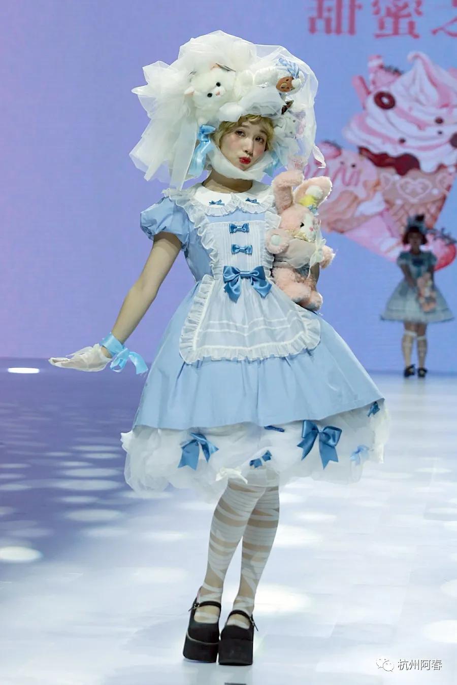 国际时尚周巴黎,时装周秀场