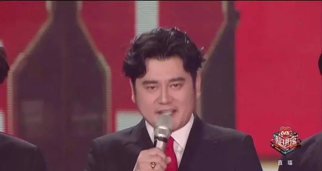 吴彦祖发际线前后对比,吴彦祖闫妮