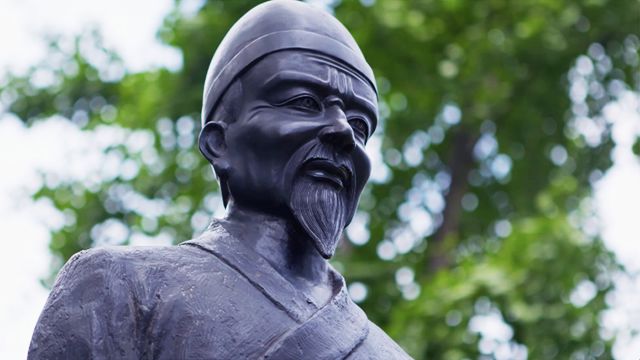 但凭一枚针，悬壶济世人