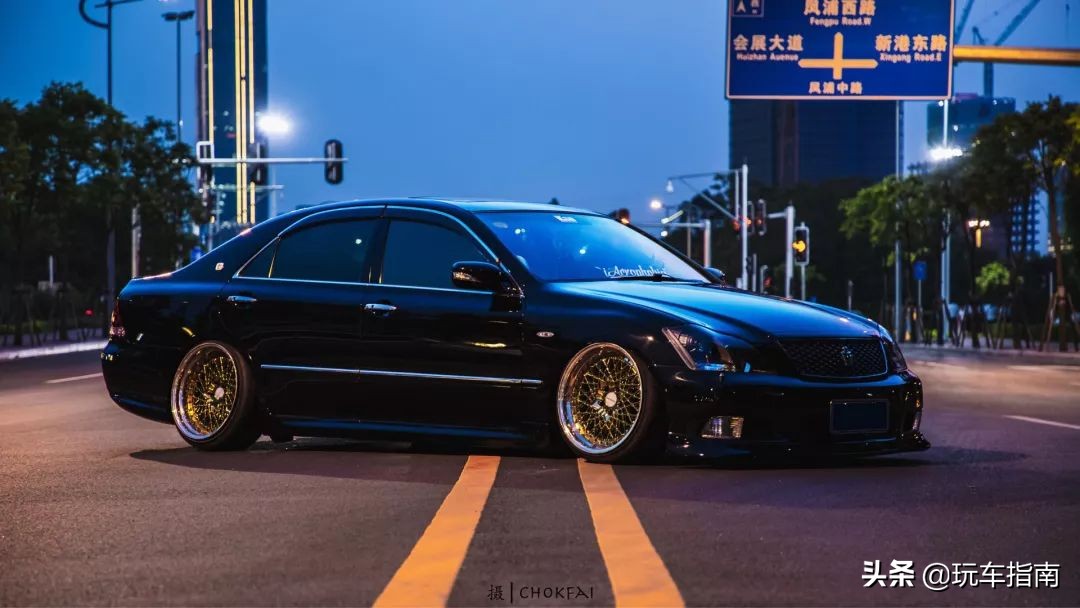 12代皇冠经典改装翻新修复,12代皇冠经典改法