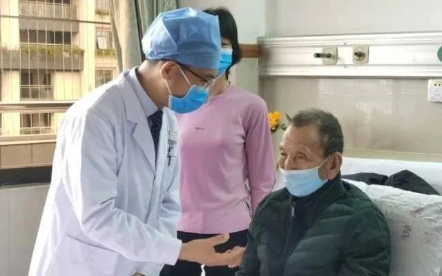 一小时解除多年顽疾，老人家再也不用四处找厕所