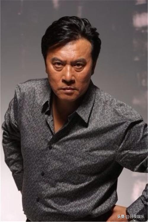 关羽扮演者于荣光陆树铭,老梁说陆树铭和于荣光演的关羽