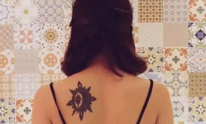 丽水女子和老公亲自拍色情视频，她还提供色情服务